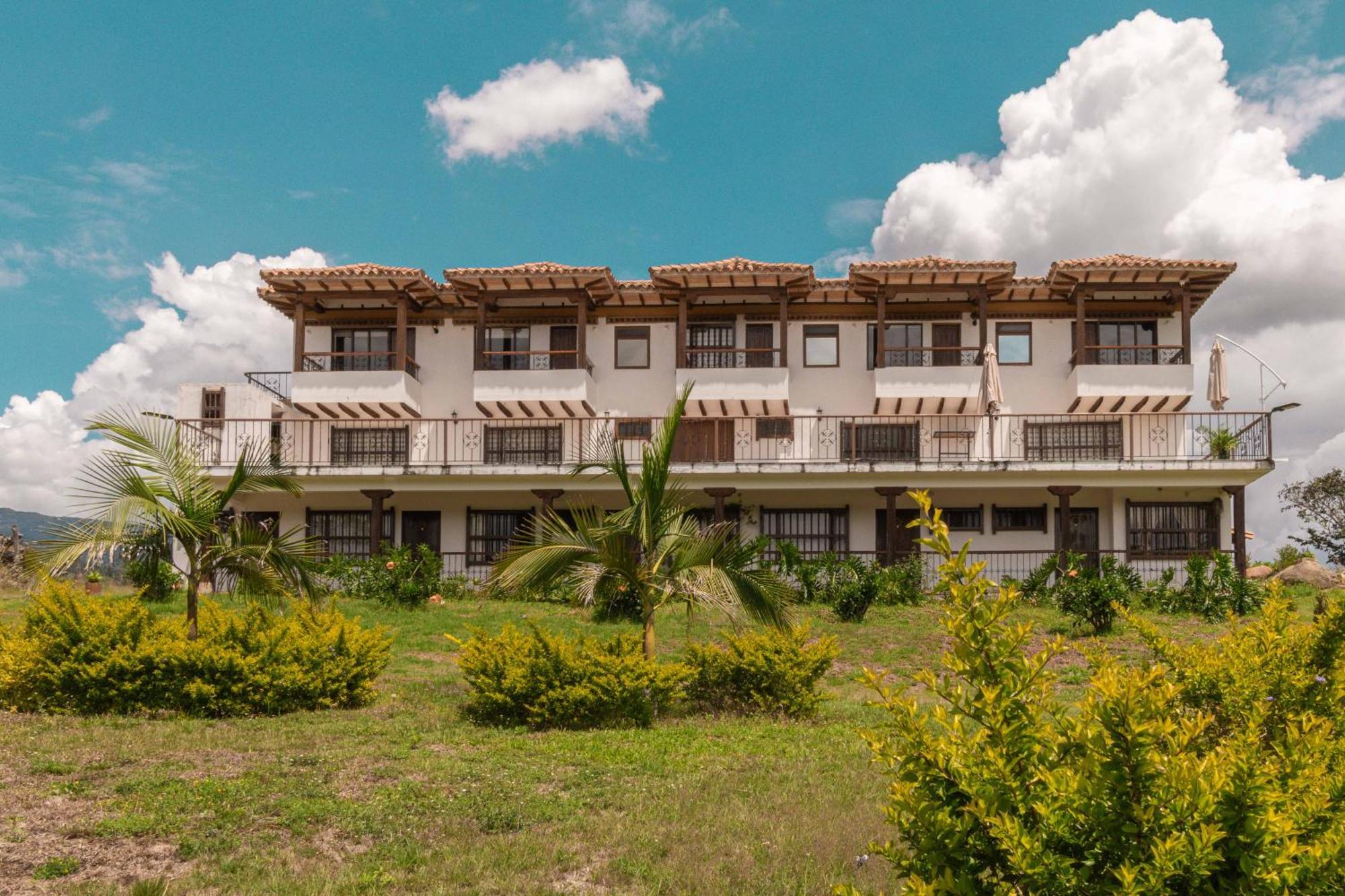 Artemisa Hotel Santa Sofía Exterior photo